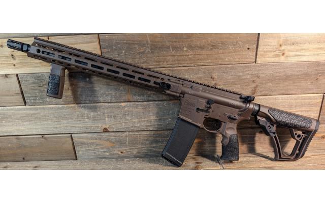 New Daniel Defense DDM4 V7 5.56NATO Brown - harveysauctions.com