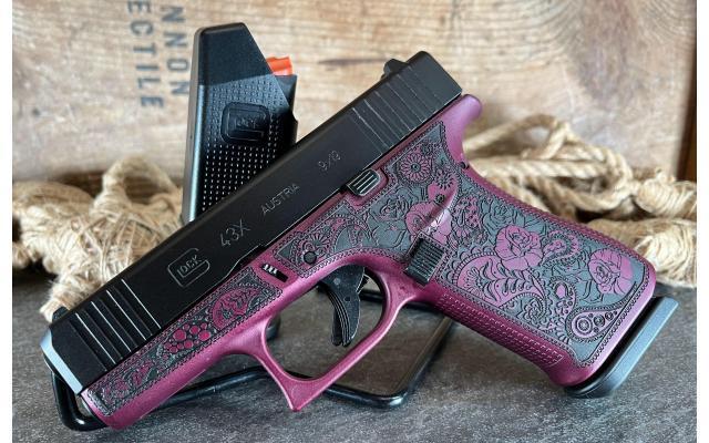 Pre-owned Glock 43x Black Cherry Paisley 9mm In Hard Case