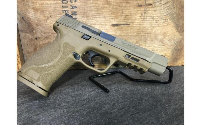 Smith & Wesson M&P9 M2.0 FDE 9mm - Used