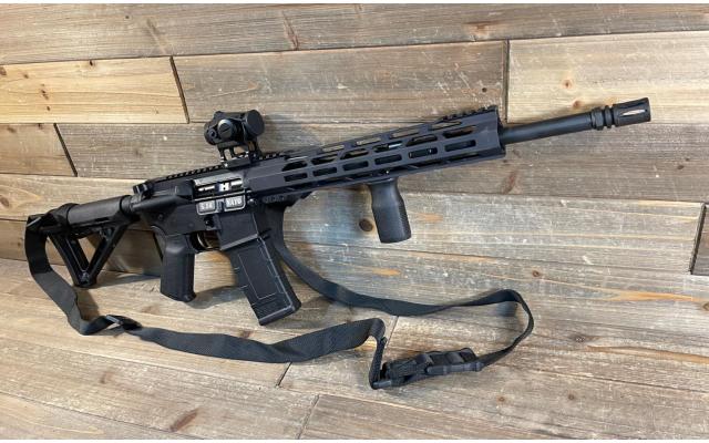 Diamondback DB15 16" 5.56NATO w/ Vortex Crossfire Red Dot, in original box - Pre-Owned