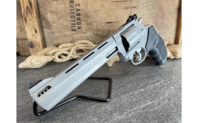 Taurus Tracker Model 627 6" .357MAG, in original box - Pre-Owned
