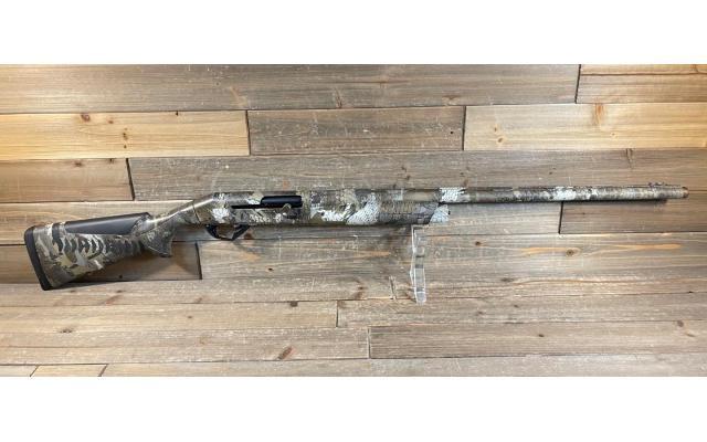 Benelli Super Black Eagle 28" 12 Gauge, in original case - Pre-Owned