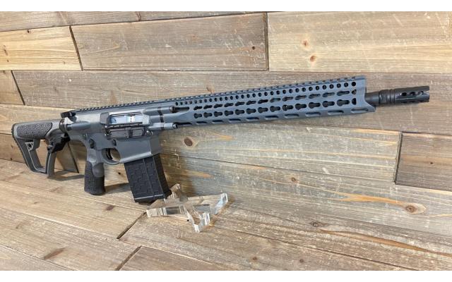 Daniel Defense DD5 V1 16.1" .308WIN, in case - Pre-Owned