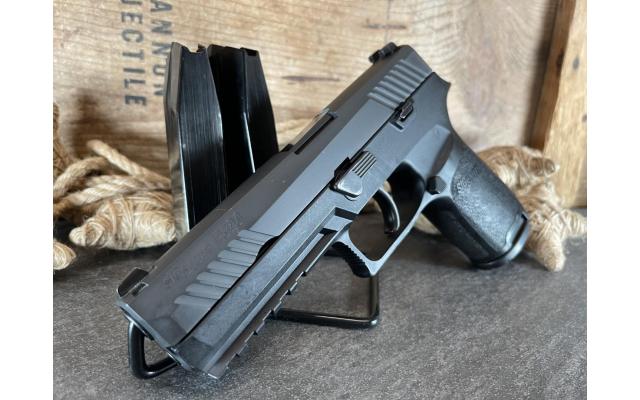 Sig Sauer P320 Nitron Full Size 4.7" .40S&W, NEW