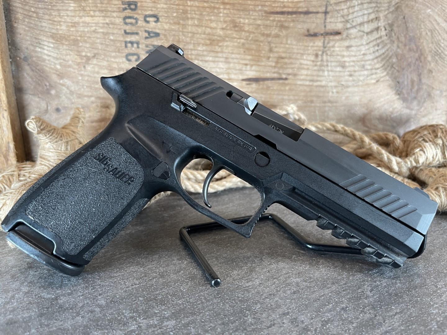 Sig Sauer P320 Nitron Full Size 4.7" .40S&W, NEW