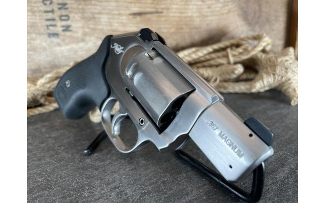 Kimber K6S 2" .357MAG, Stainless, in original box - Pre-Owned