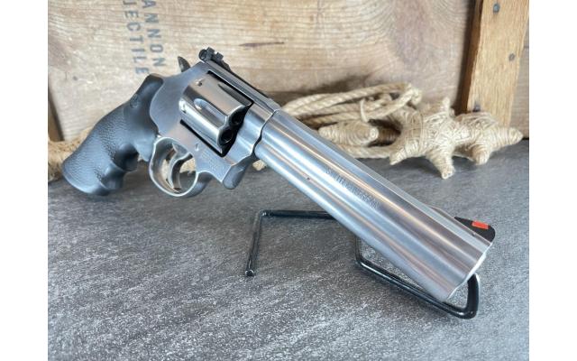 Smith & Wesson Model 686-6 6" .357MAG, in original case - Pre-Owned