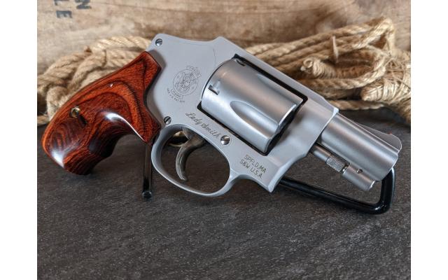 Pre-Owned Smith & Wesson 642-2 Ladysmith .38Spl