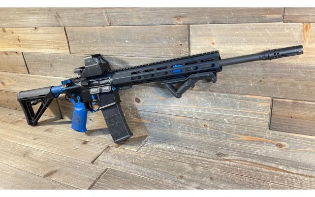 DPMS A-15 16” 5.56NATO w/ SightMark Optic, in case - Pre-Owned