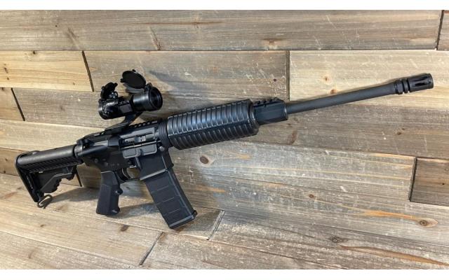 DPMS A-15 16” 5.56NATO w/ Pinty Optic, in case - Pre-Owned