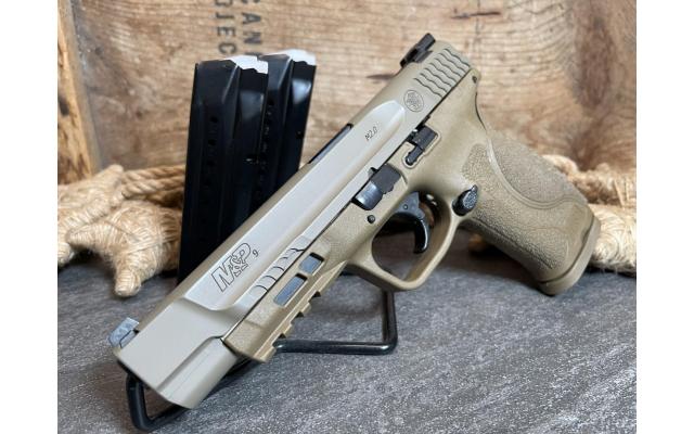 Smith & Wesson M&P9 M2.0 5" 9mm FDE, in original case - Pre-Owned
