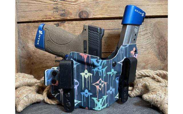 Smith & Wesson M&P9 Shield 3.1" 9mm w/ Holster FDE , no box - Pre-Owned