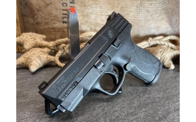 Smith & Wesson M&P Shield  3.3" .45ACP, in original box - Pre-Owned