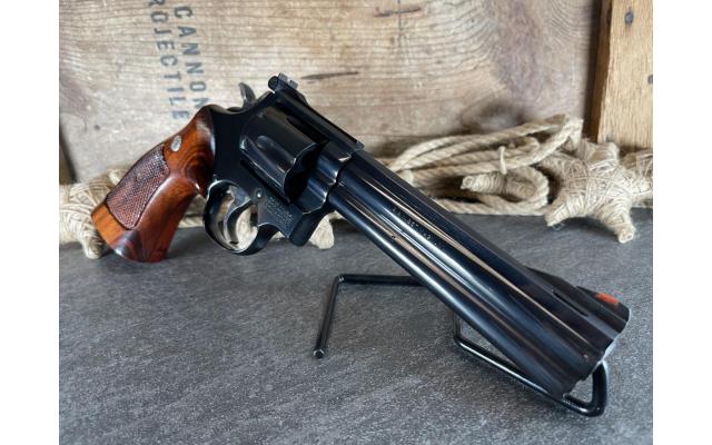 Smith & Wesson Model 586 6” .357 Magnum, in original box - Pre-Owned