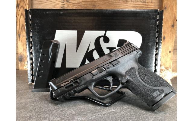 New Smith & Wesson M&P40 2.0 .40S&W
