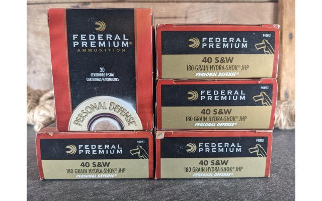 100 Rounds of Federal Premium 180Gr .40S&W JHP Ammo