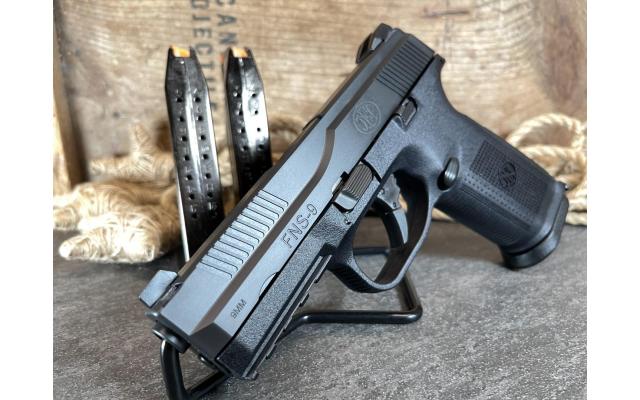 FN FNS-9 4" 9mm - NEW!