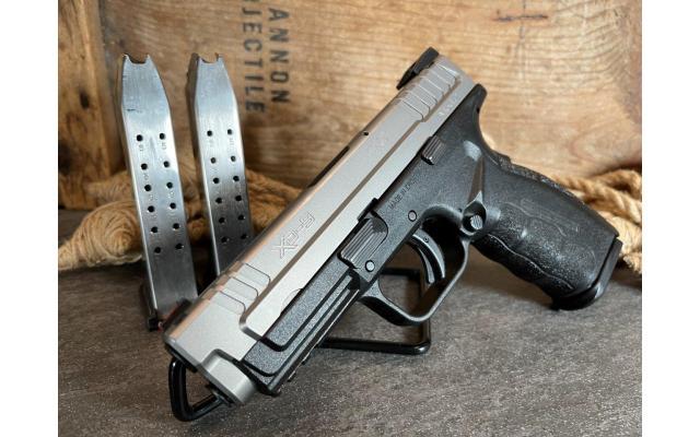 Pre-Owned Springfield XD9 Mod2 4" 9mm, in original case