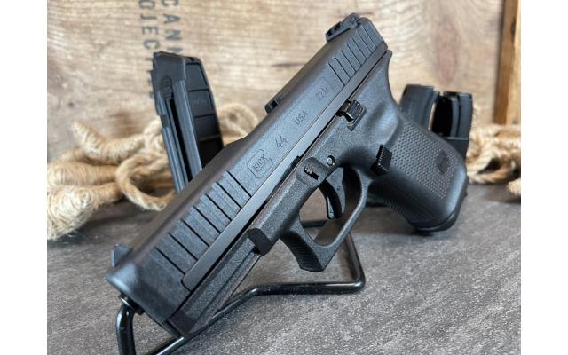 Glock 44 4.02" .22LR, in original case - Pre-Owned