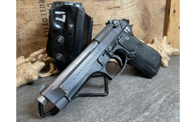 Beretta M9 5" 9mm w/ Holster - Pre-Owned