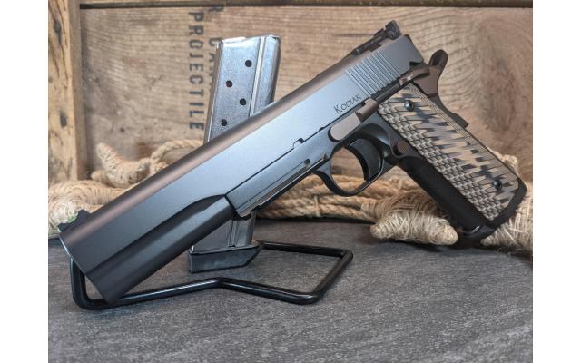 Pre-Owned 6" Dan Wesson Kodiak 10mm