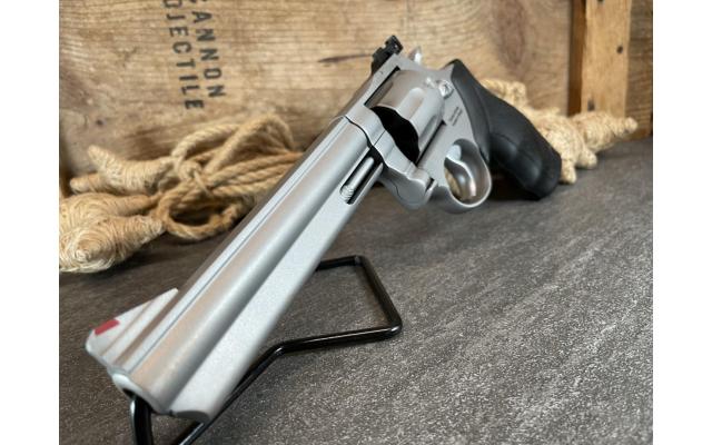 Taurus 66 6" .357Magnum in original box - Pre-Owned