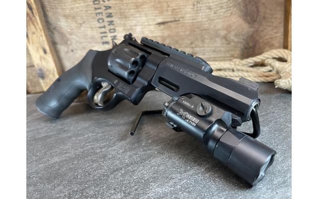Smith & Wesson Performance Center Model 327 5" .357MAG w/ Surefire X300 Ultra Light - Pre-Owned
