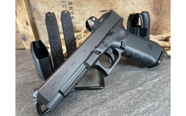 Glock 35 Gen 4 5.31" .40S&W w/ Vortex Optic, in original case - Pre-Owned