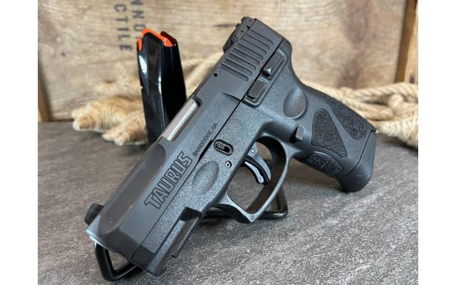 Taurus G2C 3.2" .40S&W, in original box - Pre-Owned