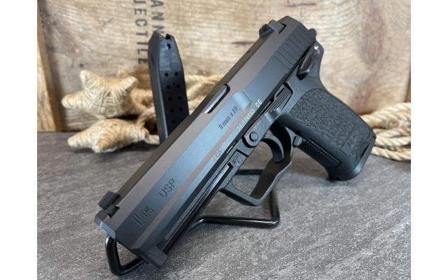 H&K VP9 V1 USP 4.25" 9mm - NEW!