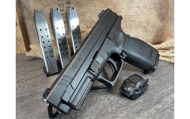 Springfield XD Defender 4" 9mm w/ Crimson Trace Laser, in original box - Pre-Owned