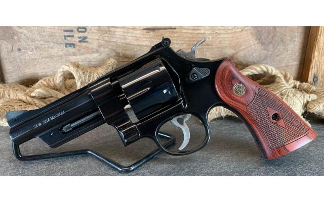 Pre-owned Smith & Wesson 27-9 Classic .357Mag In Hard Case ...