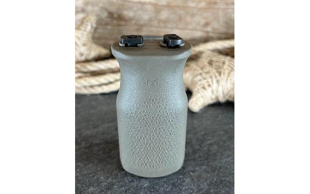Pre-owned Magpul Vertical Grip M-LOK Without Box