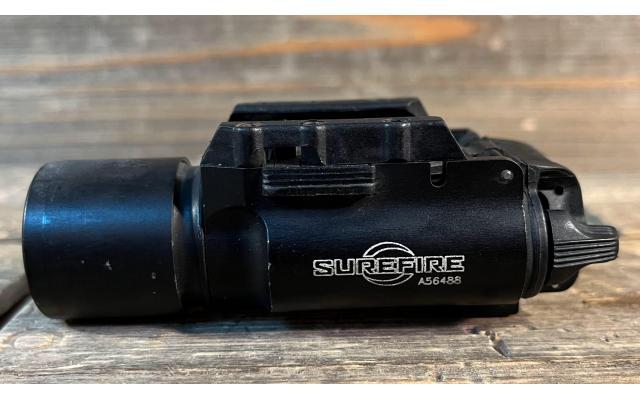 Pre-owned Surefire X300 Weapon Light Without Box