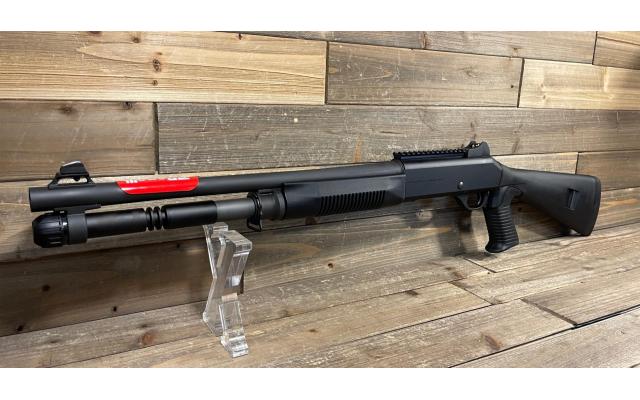 Benelli M4 Tactical 18.5" 12 Gauge, in original box - Pre-Owned