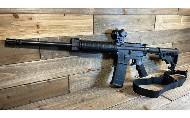 Smith & Wesson M&P15 16" 5.56NATO w/ Crimson Trace Red-Green Dot Optic, no box - Pre-Owned