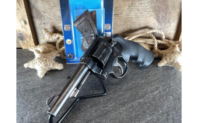 Smith & Wesson Model 10-7 4" .38 Special, with box - Pre-Owned