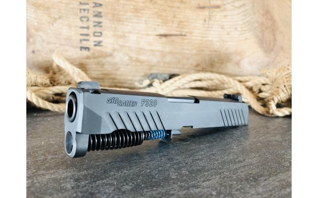 Pre-owned Sig Sauer P320 9mm Slide in Box