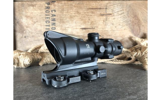 Pre-owned Trijicon ACOG 4x32 Optic in Hard Case