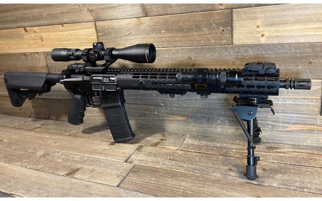 Aero Precision M4E1 16" 5.56NATO w/ Nikon Buckmaster II 3-9x40 Scope, in case & More!  - Pre-Own