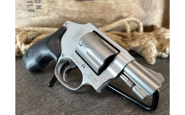 Smith & Wesson Model 642 Centennial Airweight 1.875" .38 Special - NEW!