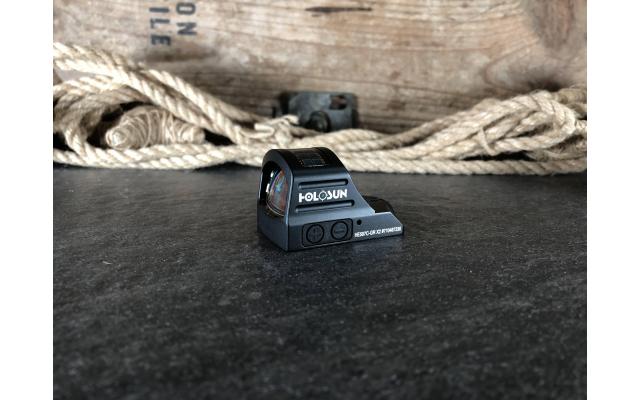 Pre-owned Holosun HE507C-GR Green Dot Sight in Box