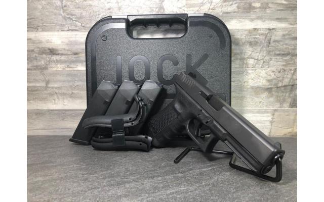 New Glock 17 Gen 4 9mm