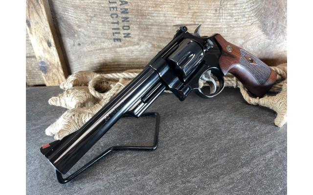 Smith & Wesson Model 29 6.5" .44MAG - NEW!