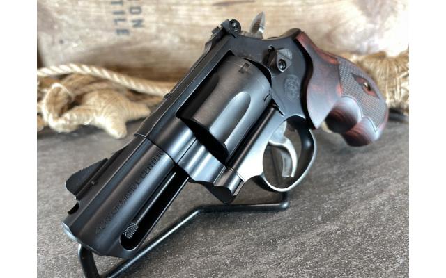 Smith & Wesson Model 19 2.5" .357MAG - NEW!
