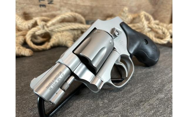 Smith & Wesson Model 642 Perfomance Center Pro 1-7/8" .38 Special - NEW!