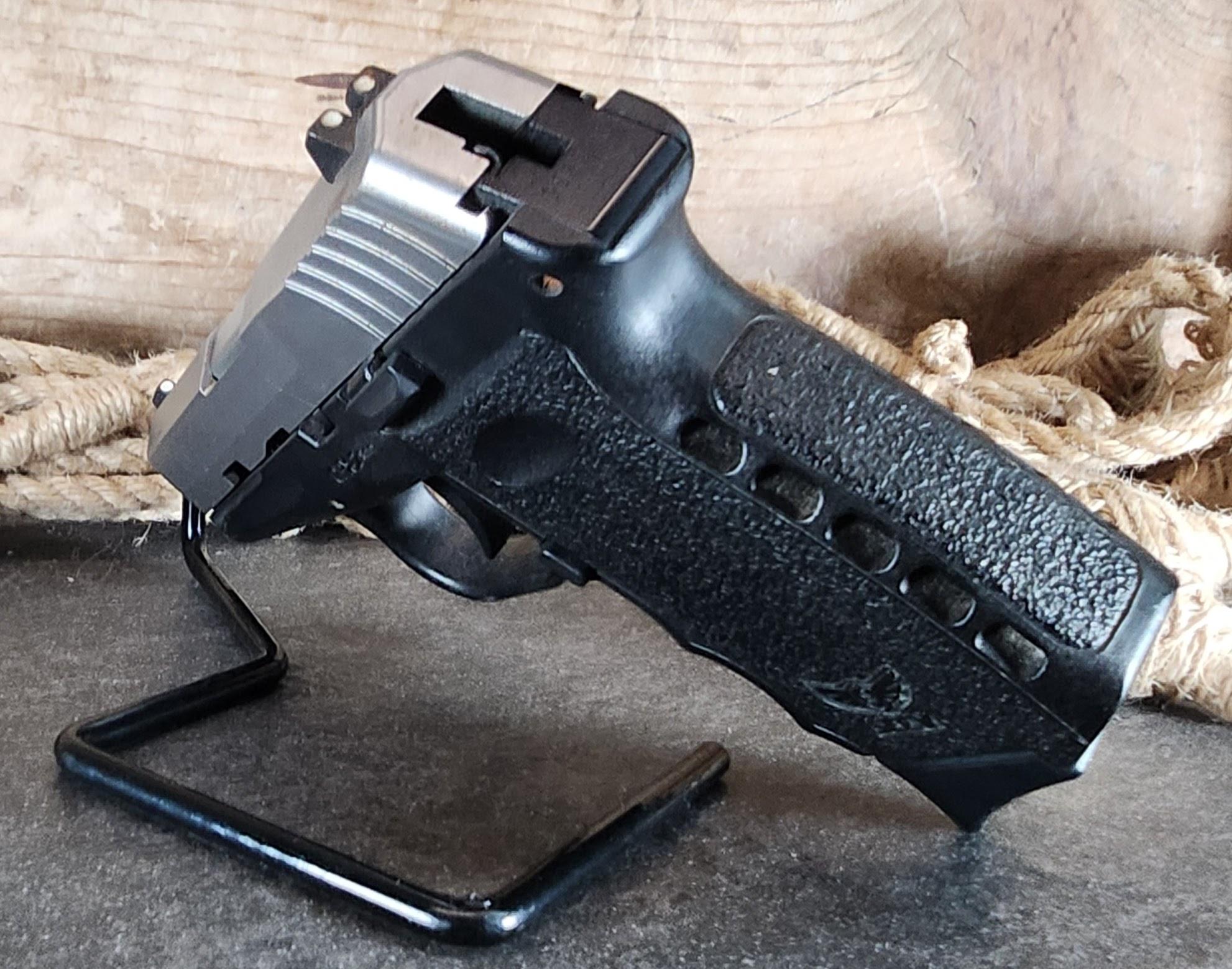 Preowned Sccy CPX2 9mm Used in Holster