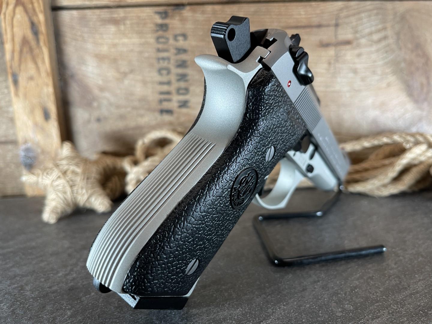 92fs Inox Italian Beretta 92FS Inox Italian 4.9