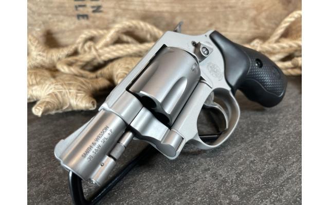 Smith & Wesson Model 637 Chiefs Special 1.875" .38 Special - NEW!