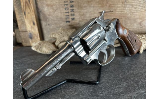 Smith & Wesson Pre-10 4" .38 Special, in original box - Pre-Owned